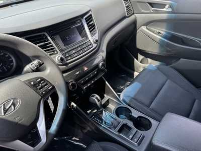 2016 Hyundai Tucson, $10990. Photo 7