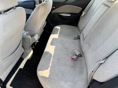 2007 Toyota Yaris, $3591. Photo 5