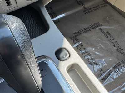 2009 Ford Escape, $4991. Photo 9