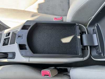2009 Toyota RAV4, $7990. Photo 11