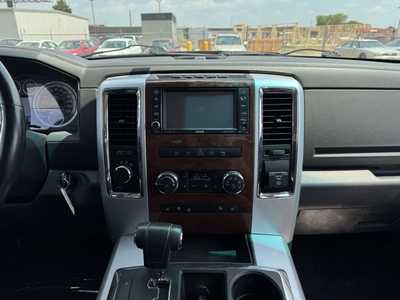 2009 Dodge 1500 Crew Cab, $9491. Photo 2