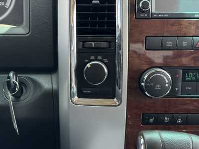 2009 Dodge 1500 Crew Cab, $9491. Photo 5