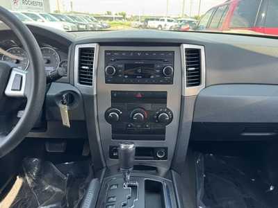 2009 Jeep Grand Cherokee, $7889. Photo 2