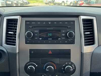 2009 Jeep Grand Cherokee, $7889. Photo 3