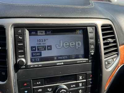 2011 Jeep Grand Cherokee, $9491. Photo 3