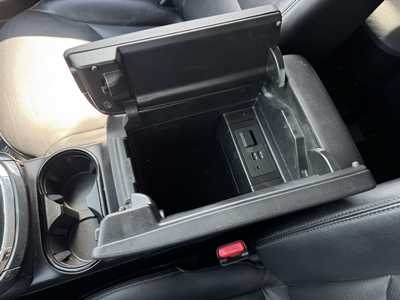 2018 Mazda CX-9, $14589. Photo 12