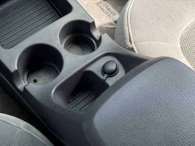 2004 Ford Explorer, $5500. Photo 6