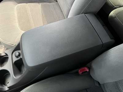 2004 Ford Explorer, $5500. Photo 8