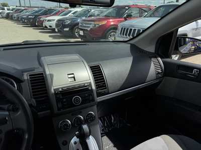 2010 Nissan Sentra, $3500. Photo 12