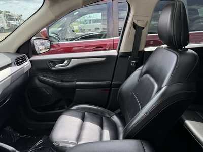 2020 Ford Escape, $14998. Photo 11