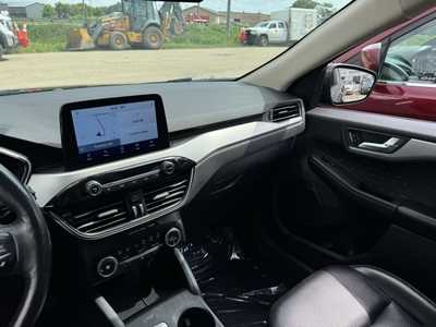 2020 Ford Escape, $14998. Photo 12
