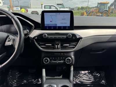 2020 Ford Escape, $14998. Photo 2