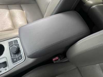 2012 Jeep Grand Cherokee, $8497. Photo 9