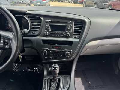 2012 Kia Optima, $6590. Photo 2