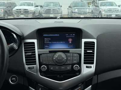 2014 Chevrolet Cruze, $6990. Photo 3