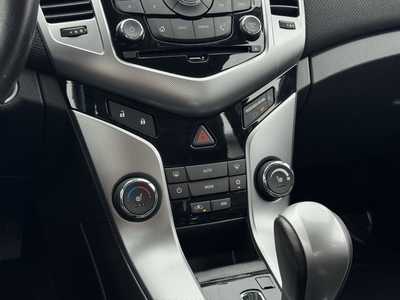 2014 Chevrolet Cruze, $6990. Photo 6
