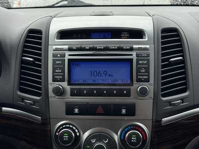 2011 Hyundai Santa Fe, $8490. Photo 3