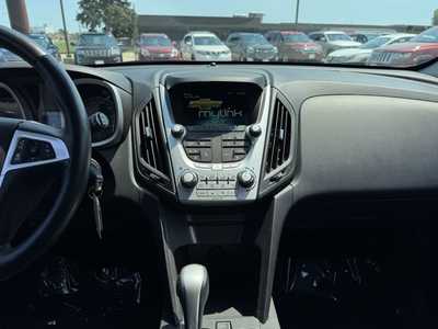 2015 Chevrolet Equinox, $11590. Photo 2