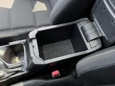 2014 Toyota RAV4, $11000. Photo 11