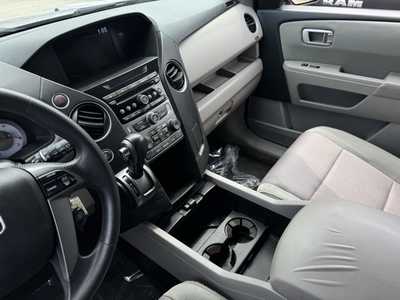 2015 Honda Pilot, $8591. Photo 6