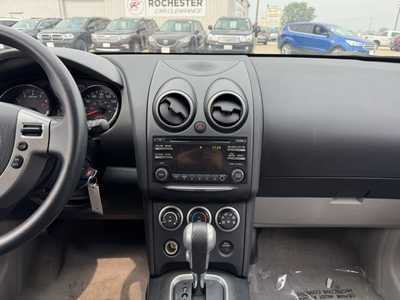 2015 Nissan Rogue, $8890. Photo 2