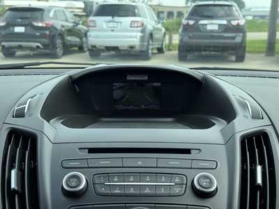 2017 Ford Escape, $11990. Photo 4