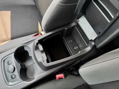 2014 Ford Focus, $6100. Photo 12