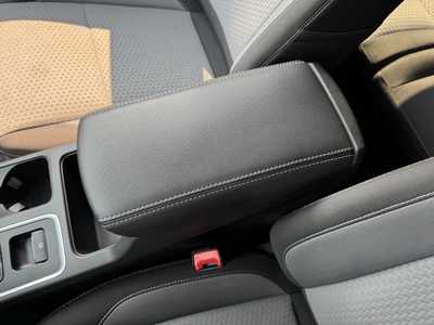 2017 Ford Escape, $9998. Photo 11