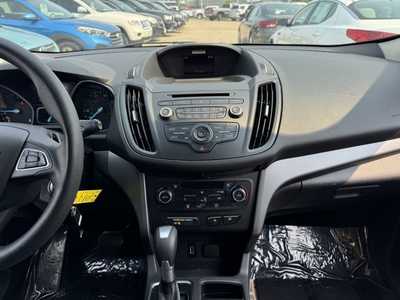 2017 Ford Escape, $9998. Photo 2