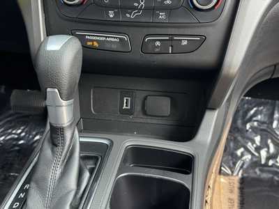 2017 Ford Escape, $9998. Photo 7