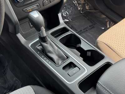 2017 Ford Escape, $9998. Photo 9