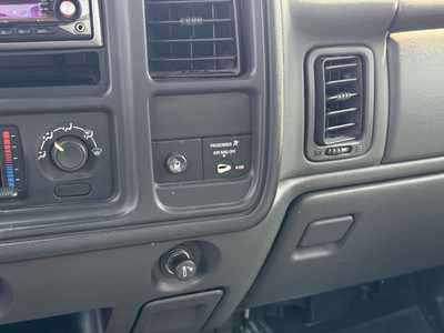 2006 Chevrolet 2500 Reg Cab, $14990. Photo 4