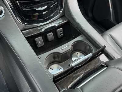 2015 Cadillac Escalade, $15990. Photo 8