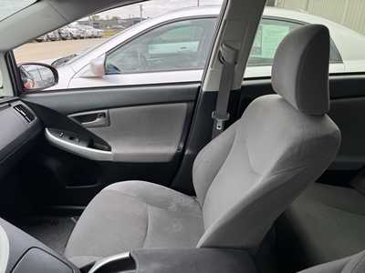 2013 Toyota Prius, $7799. Photo 12
