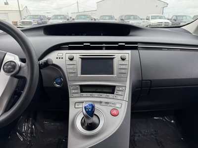 2013 Toyota Prius, $7799. Photo 2