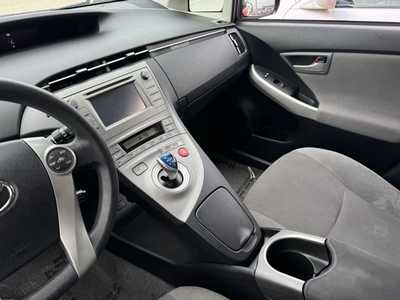 2013 Toyota Prius, $7799. Photo 6