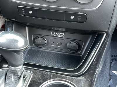 2014 Kia Sorento, $11790. Photo 5