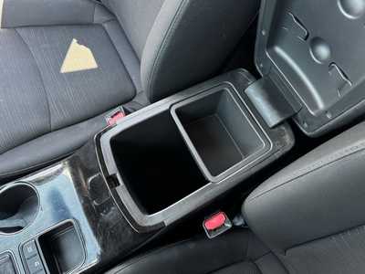 2014 Kia Sorento, $9491. Photo 11