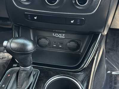 2014 Kia Sorento, $9491. Photo 5