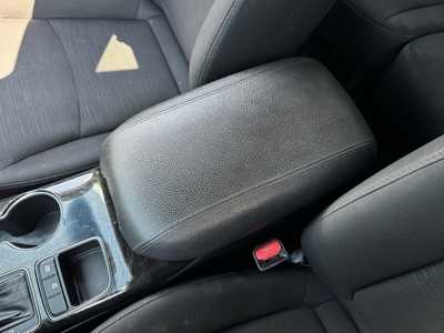 2014 Kia Sorento, $9491. Photo 9