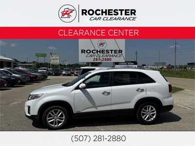 2014 Kia Sorento, $9491. Photo 1