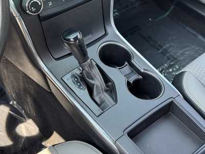 2015 Toyota Camry, $9490. Photo 9
