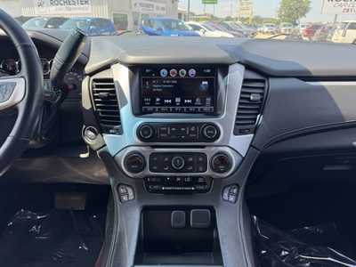 2017 GMC Yukon, $16990. Photo 2
