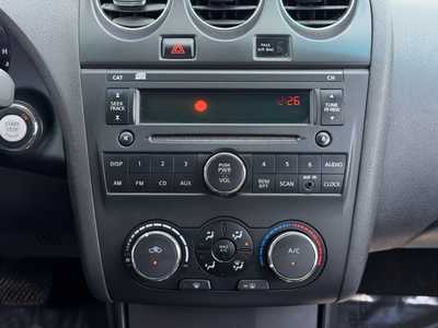 2011 Nissan Altima, $4990. Photo 3
