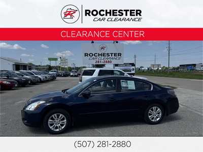 2011 Nissan Altima, $4990. Photo 1