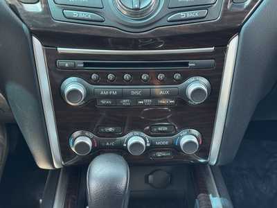 2013 Nissan Pathfinder, $10490. Photo 6