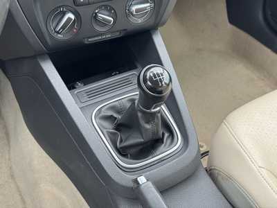 2014 Volkswagen Jetta, $3990. Photo 7