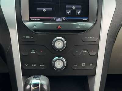 2014 Ford Explorer, $10990. Photo 5