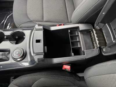 2017 Ford Explorer, $14990. Photo 12