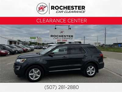 2017 Ford Explorer, $14990. Photo 1